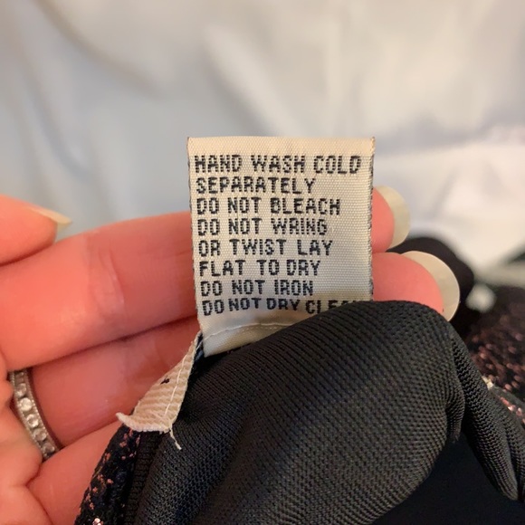 Notations 2-Fer Twinset - black and mauve sparkle layered top - Picture 10 of 10